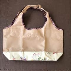 【 マイバッグ ・LAURA  ASHLEY 】★お値下げしました★のサムネイル