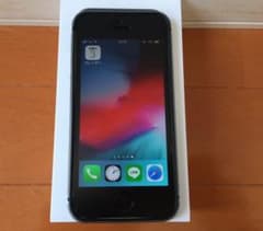 専用出品 au iPhone SE 64GB スペースグレー  中古美品のサムネイル