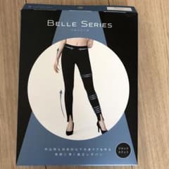☆。.:＊・様専用　ベルミス着圧レギパンS フロントスリット　黒　未開封　正規品のサムネイル