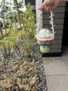 【ハンドメイド】ドリンクホルダー かぎ針編みボトルホルダーのサムネイル