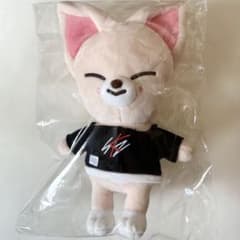 StrayKids スキズ SKZOO フォクシニー ぬいぐるみ オリジナル - メルカリ