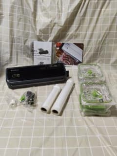 新品】FoodSaver FM2000／真空パック器／保存容器3個セット - メルカリ