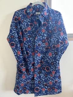 【美品】HELly Hansen 花柄ジャケット Mサイズのサムネイル