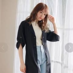 リップサービス☆ロングプリーツシャツのサムネイル