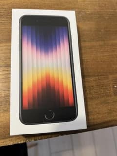 Apple iPhone SE 第3世代 128GB ミッドナイト MMYF3…のサムネイル