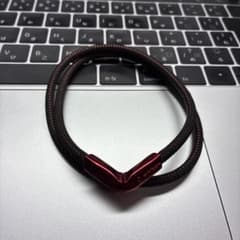 Phiten RAKUWAネック メタリックレッド ブラックのサムネイル