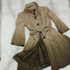 極美品 グラデーションコート バーバリーブルーレーベルのサムネイル