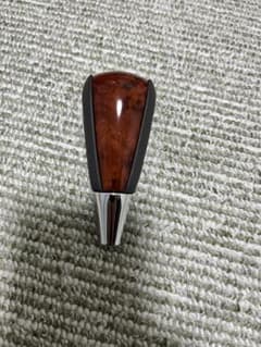 ウッドとレザーのシフトノブのサムネイル