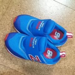 17.5 ニューバランス 620のサムネイル