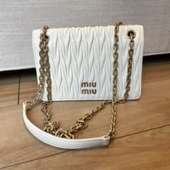 ミュウミュウ RFID認証 チェーンショルダーバッグ 縦ロゴ マテラッセ 