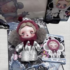 POP MART SKULLPANDA Off Mode ショッパー付きのサムネイル