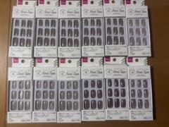 DAISO ネイルチップ 12個入り✖️12セットのサムネイル