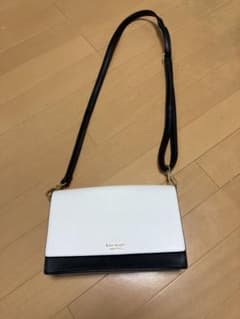 ケイトスペードのショルダーバッグのサムネイル