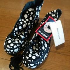 コンバースの靴のサムネイル
