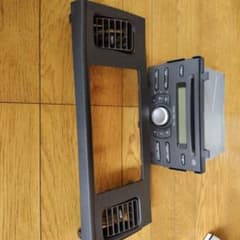 ダイハツ アトレー 純正 CD オーディオ＆インパネセット 【新車外し・極上】のサムネイル