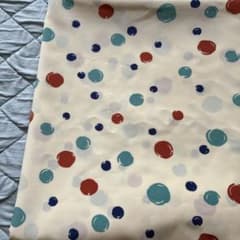 ポリエステル　生地 ドット柄 水玉 マルチカラー 手描き風 はぎれ　水玉 - 3