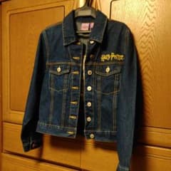 ハリーポッター　グリフィンドール　デニムジャケットのサムネイル