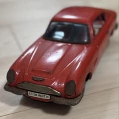 【古いブリキの自動車】ASTOM MARTIN DB6 アサヒ玩具 007 古いブリキの自動車】ASTOM MARTIN DB6 アサヒ玩具 007 - メルカリ