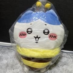 ちいかわハチさんBIGぬいぐるみ ハチワレのサムネイル