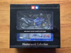 タミヤマスターワークコレクション1/12YZR-M1バレンティーノロッシ　中古品