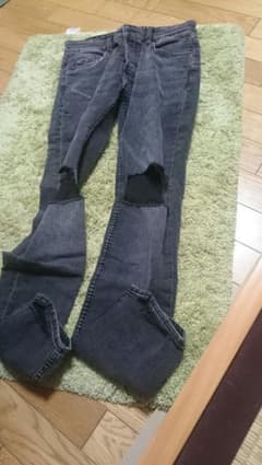 スキニー ダメージパンツのサムネイル