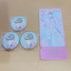 Thumbnail of 一橋綾人 8周年缶バッジ 3個、チケット風カード