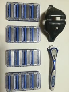 シック Schick 5枚刃 ハイドロ5 本体+替刃16コのサムネイル
