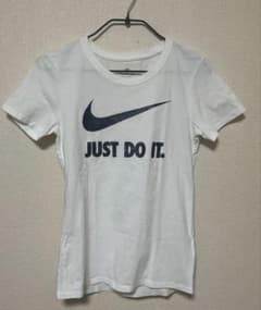 Nike Just Do It Tシャツのサムネイル
