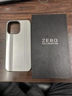 ケ*ジ様 ZERO HALLIBURTON iPhoneケース 2022年モデルのサムネイル
