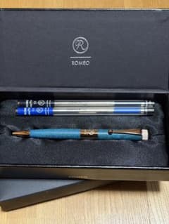 伊東屋 限定 ROMEO No.3 ボールペン 細軸 斑紋ガス青銅色 伊東屋 限定 ROMEO No.3 ボールペン 細軸 斑紋ガス青銅色 - メルカリ