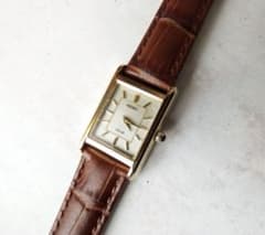 SEIKO SUP252 ソーラー レザー 腕時計 スクエア セイコー - メルカリ