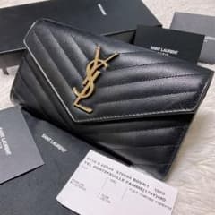 ♡付属品完備♡イヴサンローラン 長財布 レザー Vステッチ カサンドラ