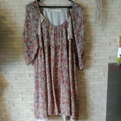 balcony　and　bed　シフォンワンピースのサムネイル