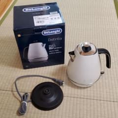 デロンギ　電気ケトル　1Lのサムネイル