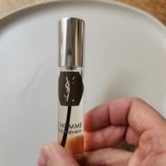 新品　香水　イヴ・サンローラン　L,HOMMEのサムネイル