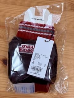 niko and... ストレンジャー・シングス 手袋 niko and ✖️ストレンジャーシングス 手袋 おまけ付き - メルカリ