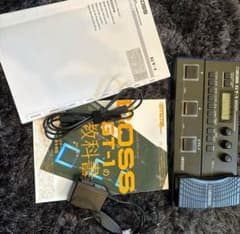 BOSS GT-1 ボス ギター マルチエフェクター ＆ 教科書のサムネイル