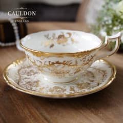 英国コウルドン 白磁と金彩が織りなす気品 キングスプレート カップ