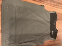 【やまさん様専用】ナイキ　ノースリーブシャツ　DRI-FITのサムネイル