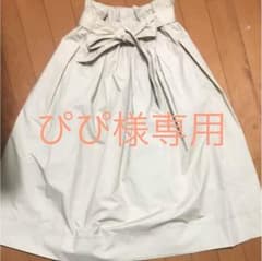 UNIQLO スカートのサムネイル