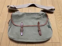 Brady ブレディー カーキ ショルダーバックのサムネイル