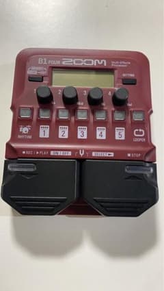 ZOOM B1FOURのサムネイル