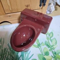 TOTOミニトイレ　エンジ　非売品のサムネイル