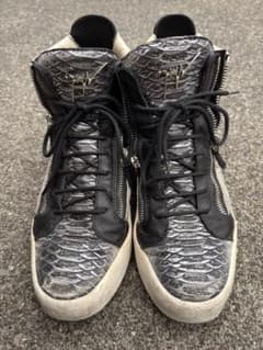 う*ぎ様 Guisppe Zanotti ハイカットビジュースニーカー Giuseppe Zanotti ハイカットスニーカー パイソン柄 - メルカリ
