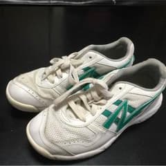 体育館シューズのサムネイル