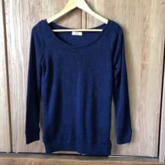 美品 カットソー トップス ニットのサムネイル