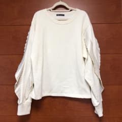 専用！ZARA 袖プリーツスウェット　ツイストプリーツトレーナーのサムネイル
