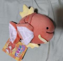 へんしん！メタモン　コイキング　ぬいぐるみマスコット　ポケモンセンター限定 新品⭐︎へんしんメタモン コイキング ぬいぐるみ - メルカリ