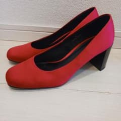 ショッキングピンク　ヒールパンプスのサムネイル