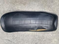 ss350中期純正シートのサムネイル